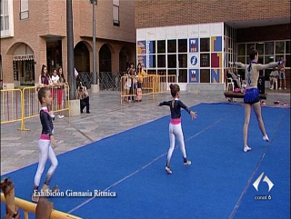 Exhibición de gimnasia rítmica